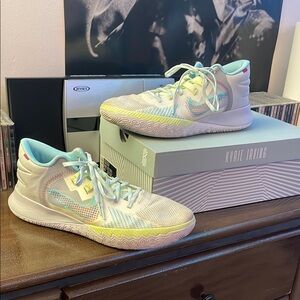 Nike Kyrie Irving Flytrap 5 White and Blue Sneakers